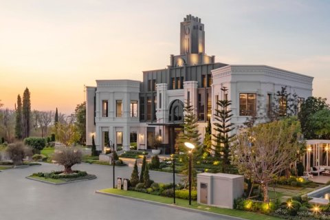 Grand Bangkok Boulevard Chaengwatthana-Ratchaphruek 9